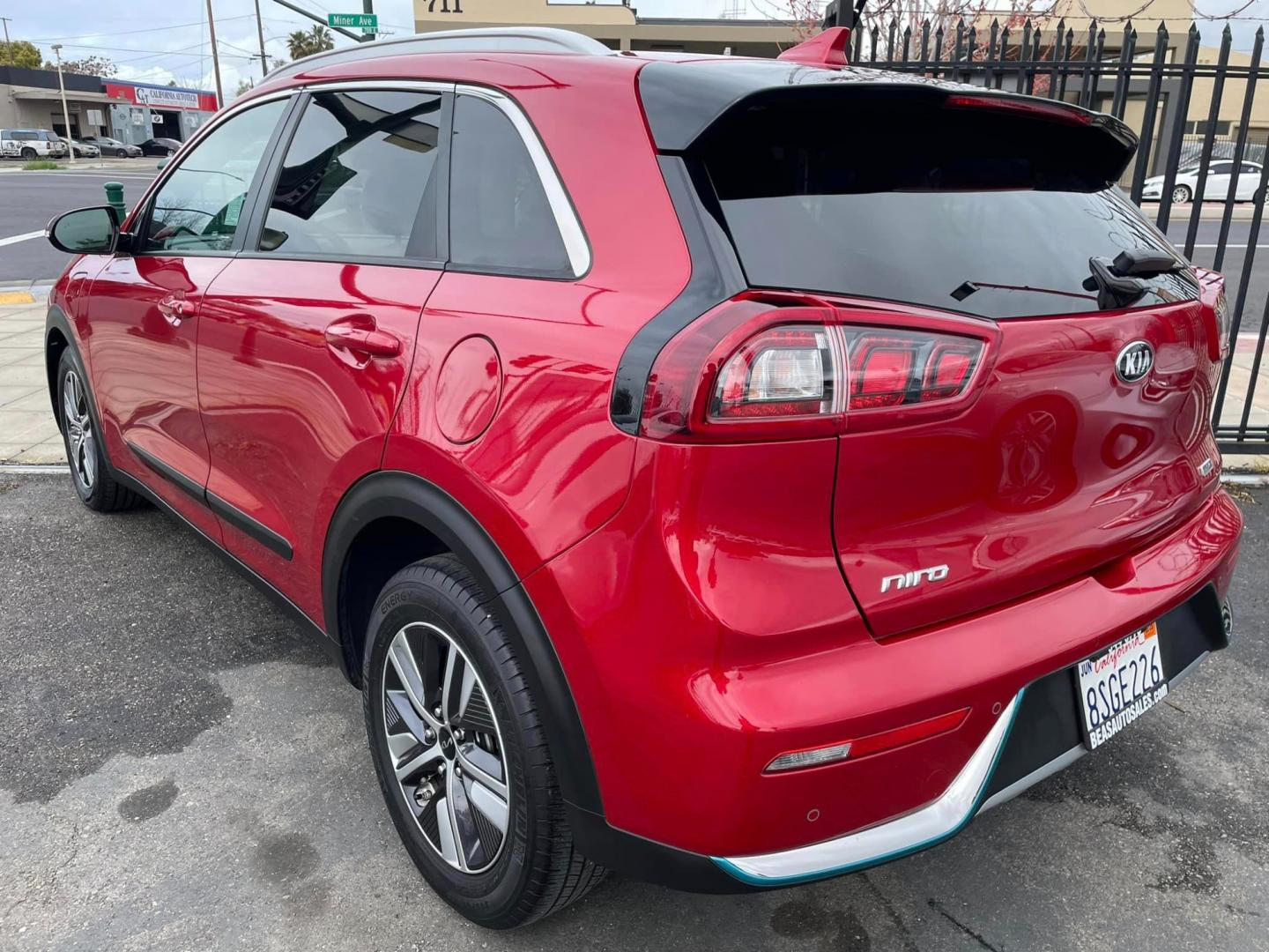 2019 RED /BLACK Kia Niro Plug In Hybrid (KNDCC3LD4K5) , located at 744 E Miner Ave, Stockton, CA, 95202, (209) 944-5770, 37.956863, -121.282082 - Photo#13